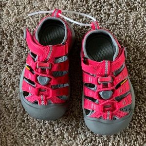 KIDS KEEN SANDALS